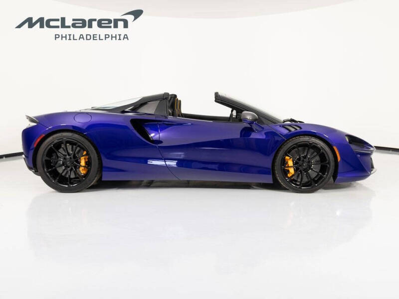 2025 McLaren Artura Spider