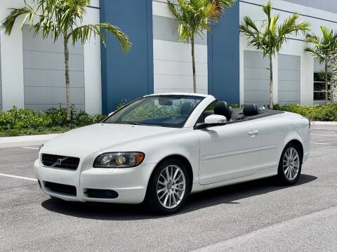 2010 Volvo C70 for sale at VE Auto Gallery LLC in Lake Park FL