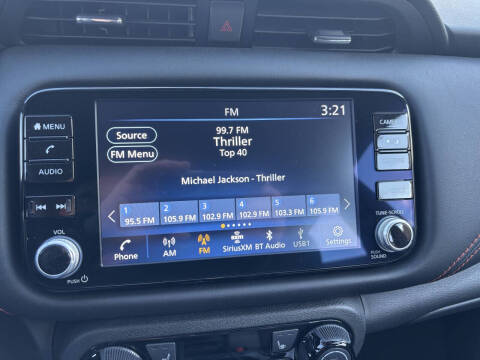 2024 Nissan Kicks SR