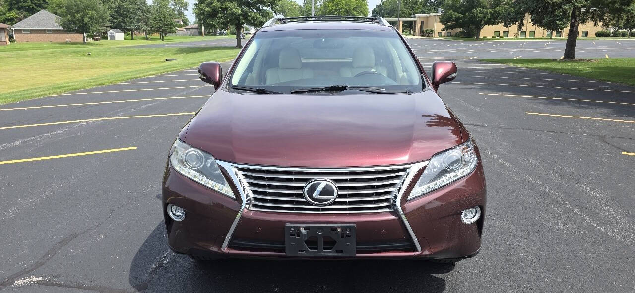View vehicle photo 2