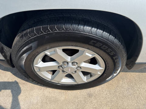 2016 GMC Acadia SLE-2