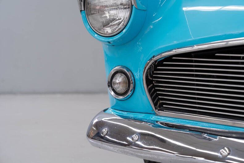 1956 Ford Thunderbird