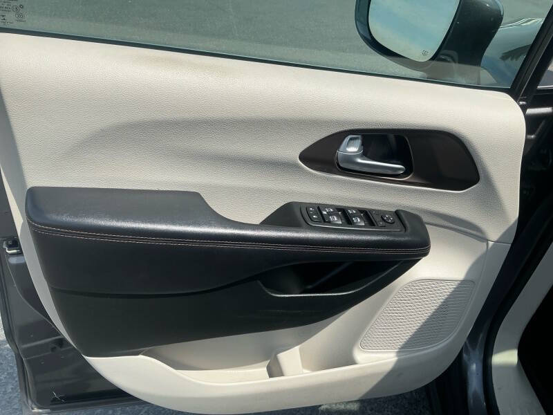 2019 Chrysler Pacifica Touring L Plus