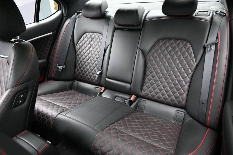 2021 Genesis G70