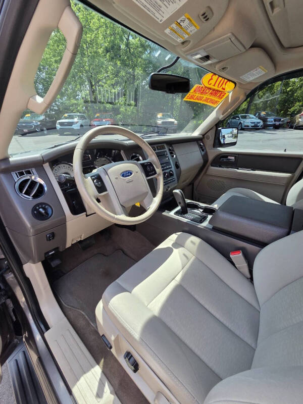 2013 Ford Expedition XLT