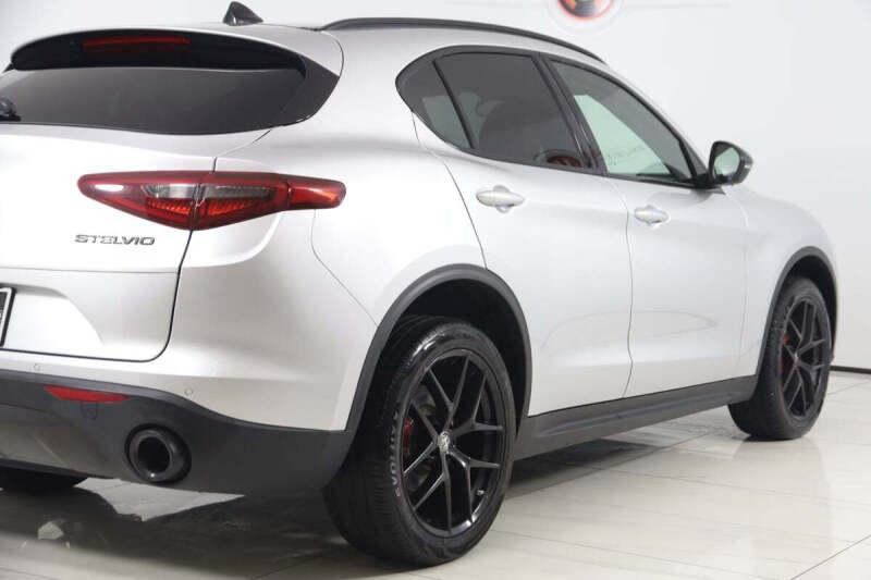 2019 Alfa Romeo Stelvio Base - Photo 42