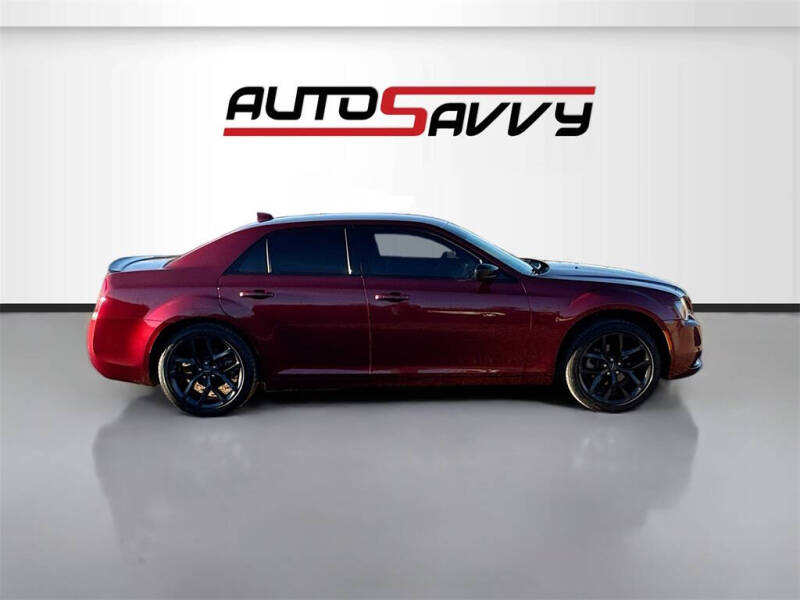 2021 Chrysler 300 Touring