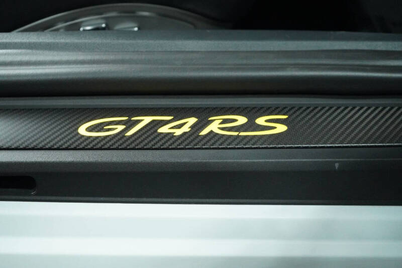 2023 Porsche 718 Cayman GT4 RS