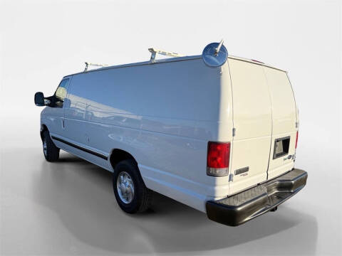 2014 Ford E-Series E-350 SD