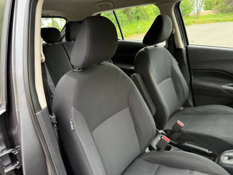 2023 Nissan Kicks S
