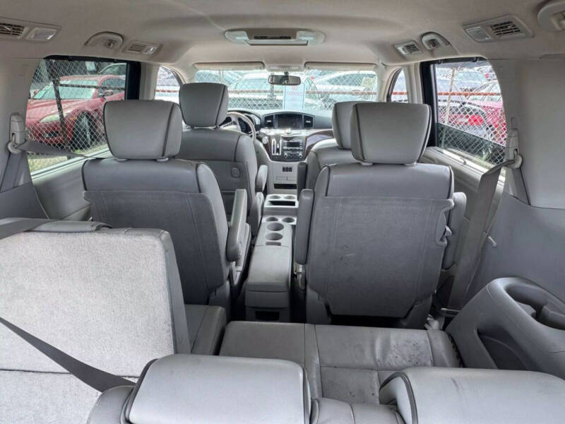 2012 Nissan Quest