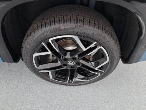 2026 Volkswagen Tiguan SEL R-Line Turbo 4Motion