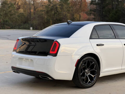 2019 Chrysler 300 S