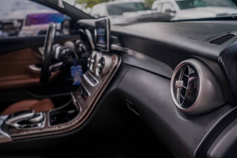 2018 Mercedes-Benz C-Class C 300