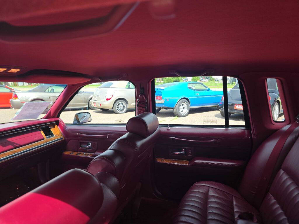 1993 Lincoln Town Car 46