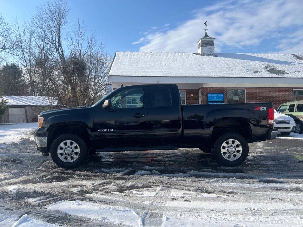 2012 GMC Sierra 2500HD for sale at Kinsman Auto Sales in North Andover, MA