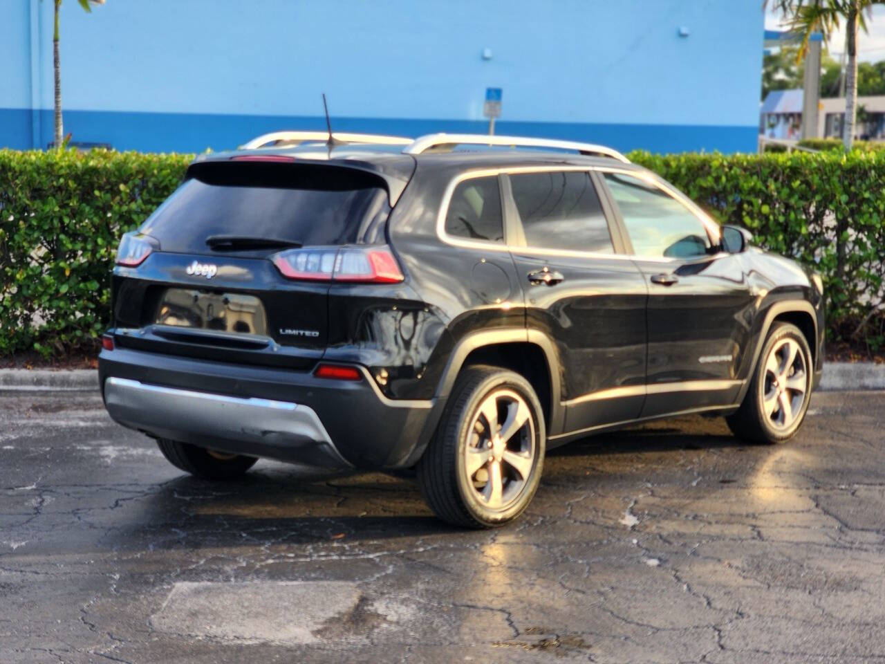 2019 Jeep Cherokee for sale at JT AUTO INC in Oakland Park, FL