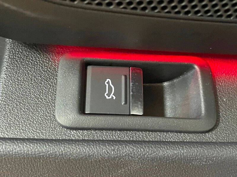 2024 Audi e-tron GT quattro Premium Plus