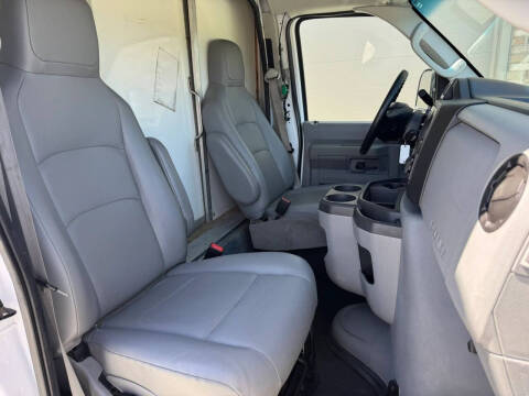 2017 Ford E-Series