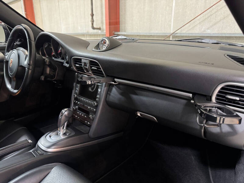 2012 Porsche 911 Carrera 4S