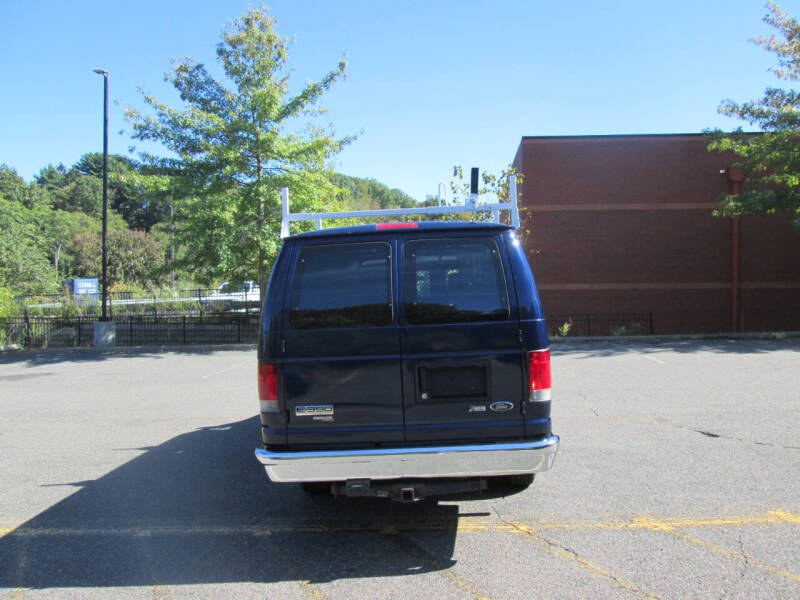 2014 Ford E-Series E-350 SD