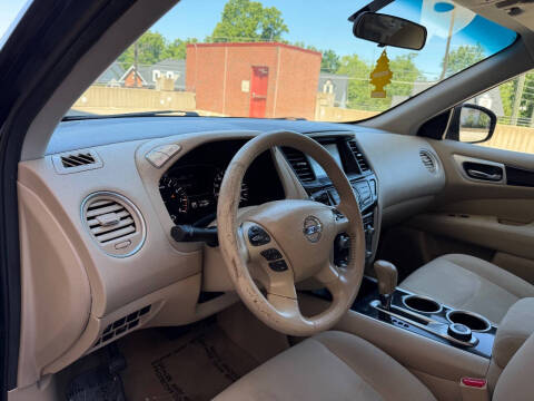 2014 Nissan Pathfinder SV