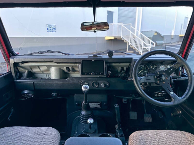 1987 Land Rover Defender