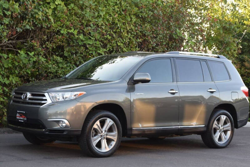 2012 Toyota Highlander for sale at Beaverton Auto Wholesale LLC in Hillsboro OR