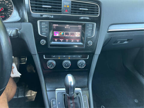 2015 Volkswagen Golf GTI
