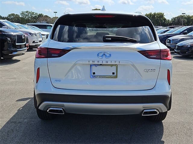 2025 Infiniti QX50 Luxe