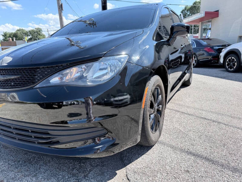 2017 Chrysler Pacifica Touring