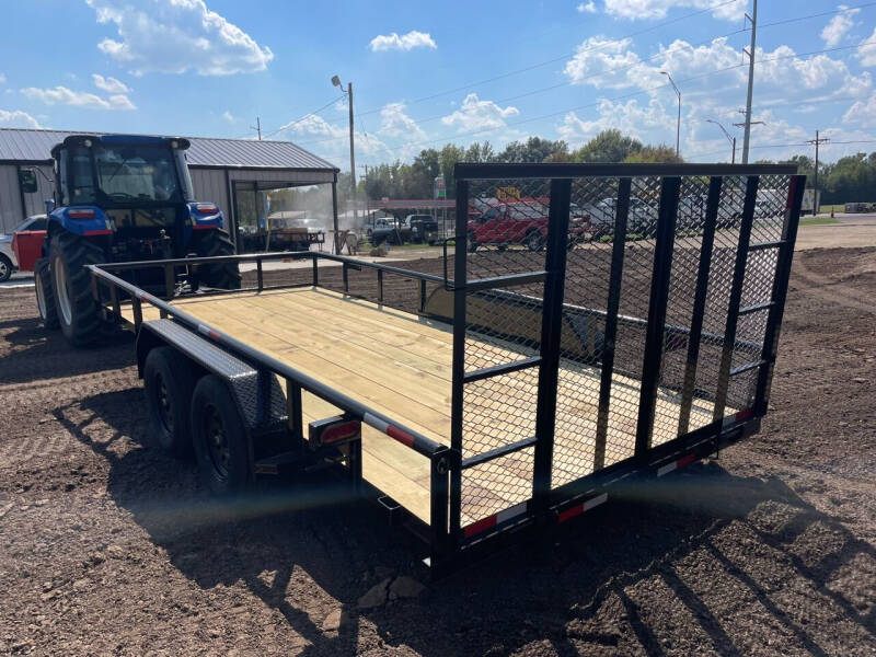 2024 Lion 83x16