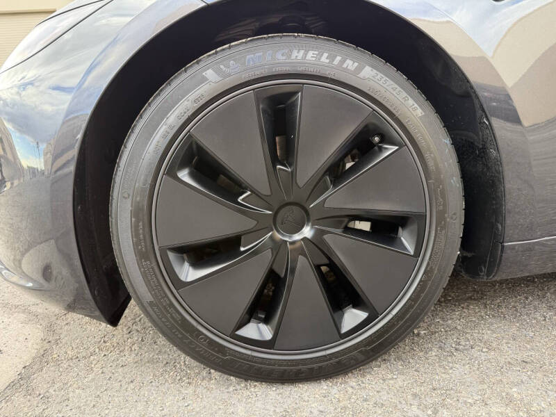2024 Tesla Model 3
