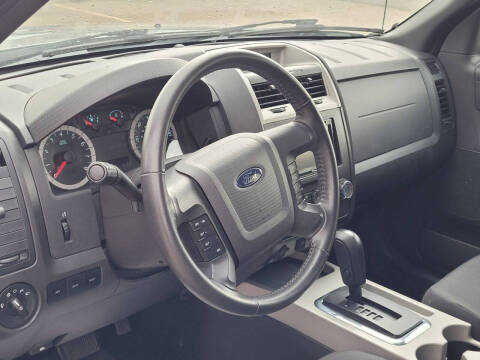 2011 Ford Escape XLT
