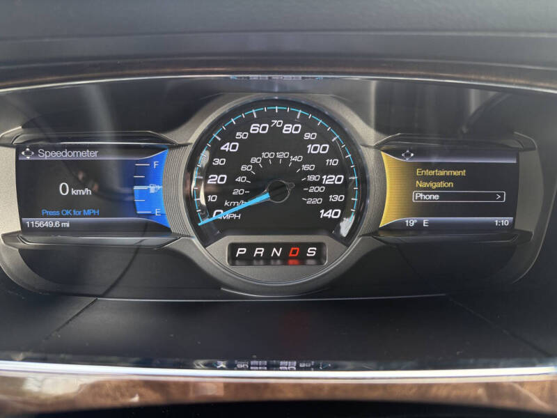 2017 Ford Taurus Limited