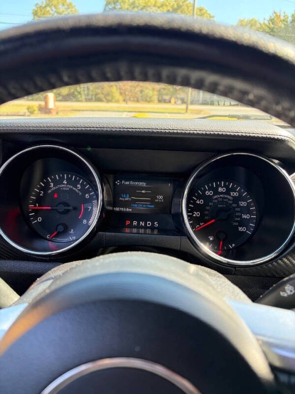 2015 Ford Mustang V6