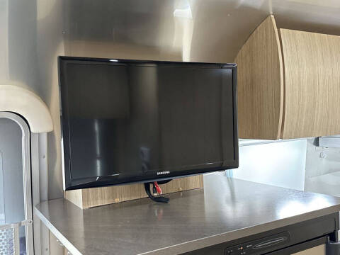 2018 Airstream Flying Cloud