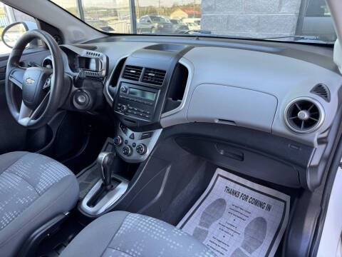 2016 Chevrolet Sonic LS Auto
