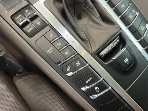 2016 Porsche Macan S