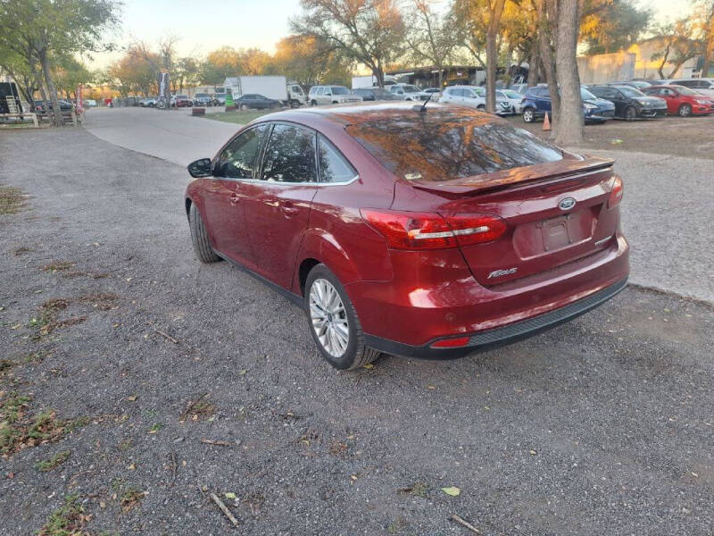 2017 Ford Focus Titanium