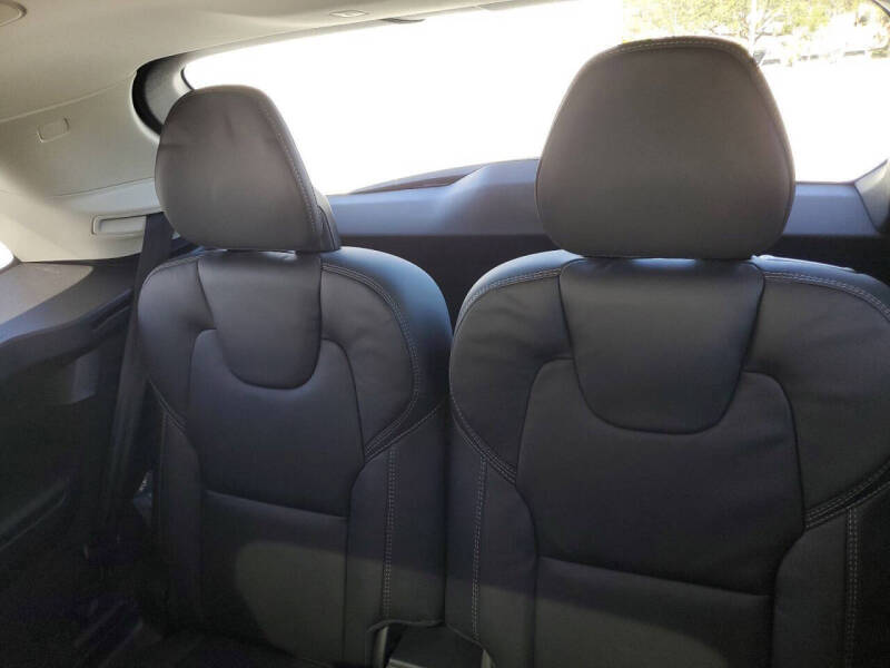 2025 Volvo XC90 B6 Ultra Bright Theme 7P