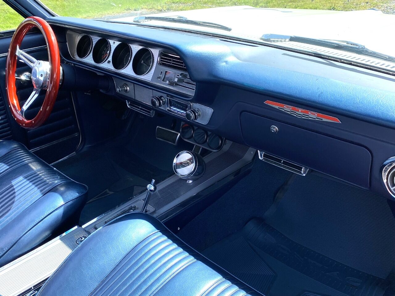 1964 Pontiac GTO 40