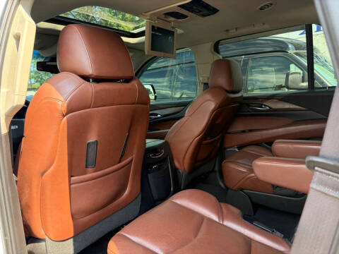 2016 Cadillac Escalade Premium Collection
