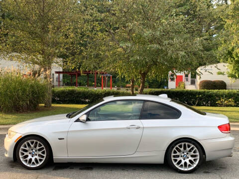 2009 BMW 3 Series for sale at Triangle Motors Inc in Raleigh NC