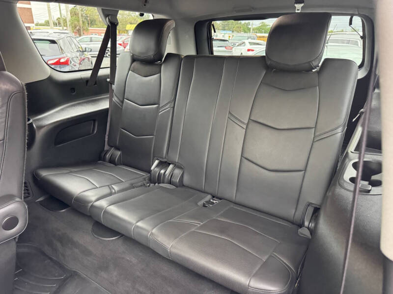 2016 Cadillac Escalade ESV Luxury Collection