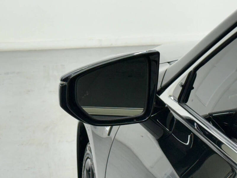 2023 Lexus ES 350 F SPORT Handling