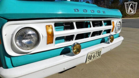 1969 Dodge D200 Pickup