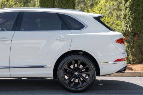 2022 Bentley Bentayga V8