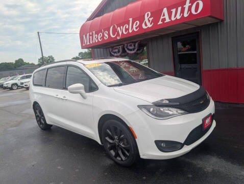 2018 Chrysler Pacifica Touring L Plus