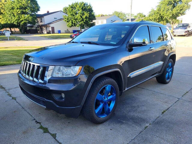 2011 Jeep Grand Cherokee for sale at Sara Auto Mall, LLC in Cleveland, OH